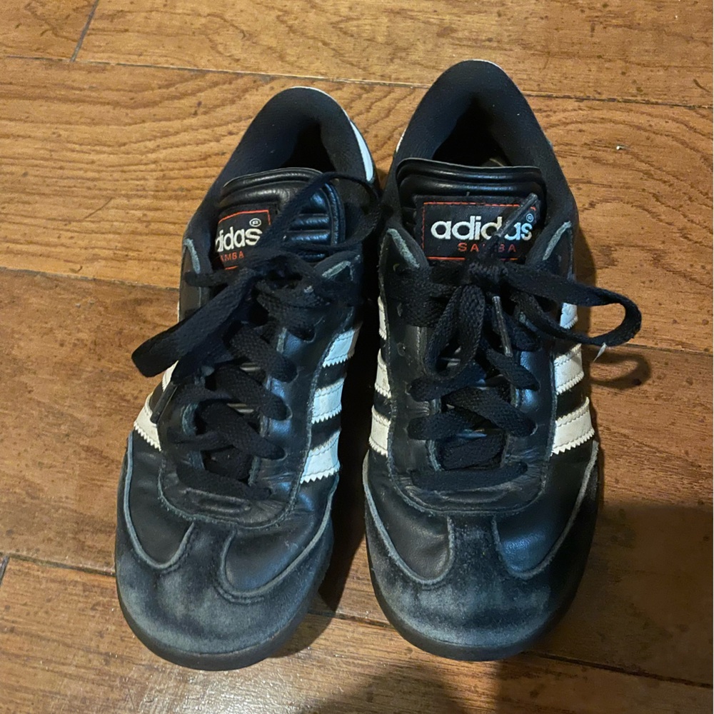 Adidas Boy’s Black and White Sambas Sneakers, Size 1